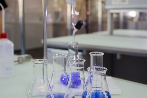 你好,我是出售玻璃制品的 各种化学仪器 有时间联系吗